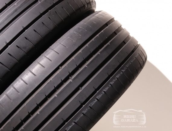 Dunlop Sport Maxx RT 2