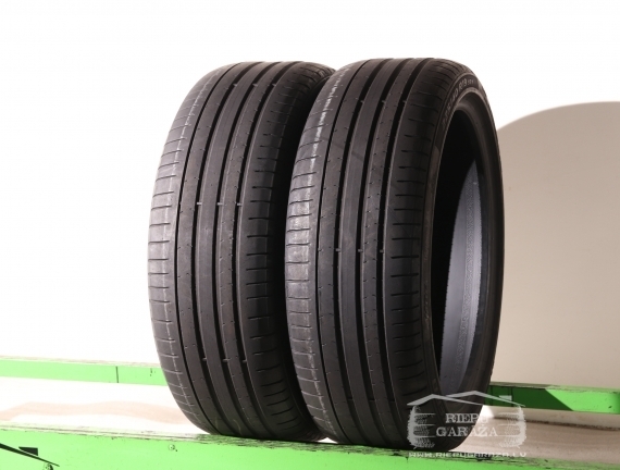 Pirelli P Zero PZ4