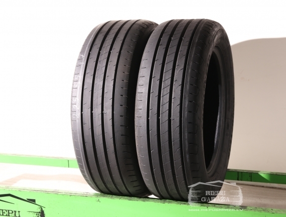 Goodyear EfficientGrip Performance 2