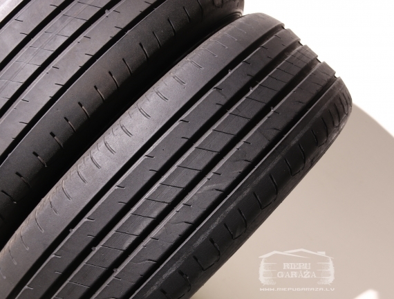 Goodyear EfficientGrip Performance 2