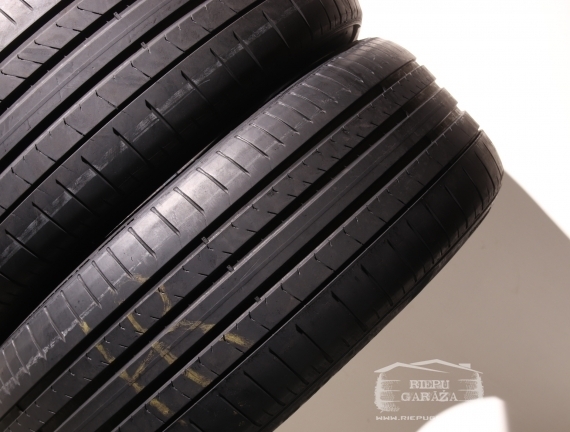 Pirelli P Zero PZ4