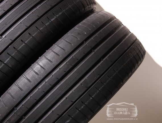 Pirelli P Zero PZ4