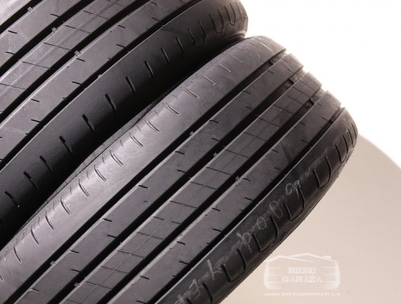 Goodyear EfficientGrip Performance 2