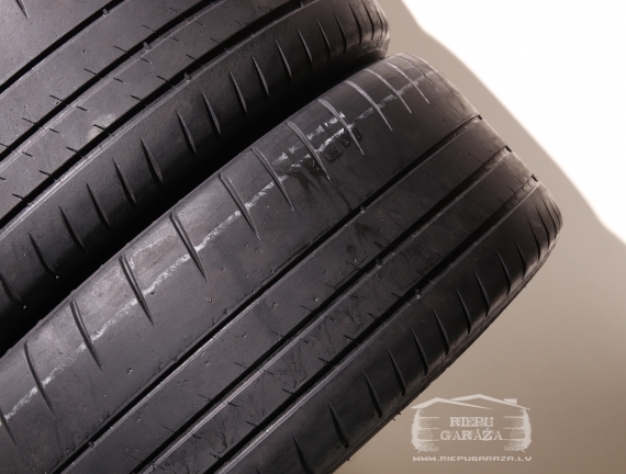 Michelin Pilot Sport Cup 2