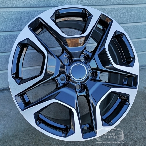 R17 x 7J 5x114.3