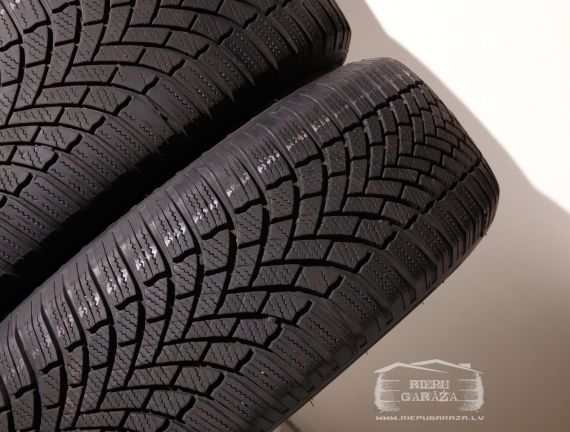 Bridgestone Blizzak LM005