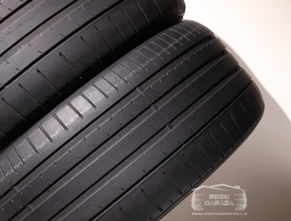 Pirelli P Zero PZ4