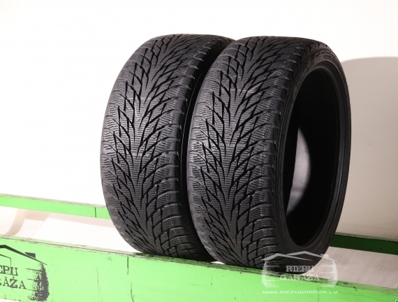 Nokian Hakkapeliitta R2