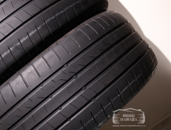 Bridgestone Alenza 001