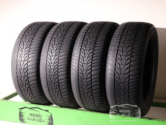 Hankook Winter I*Cept EVO3 X W330A SUV