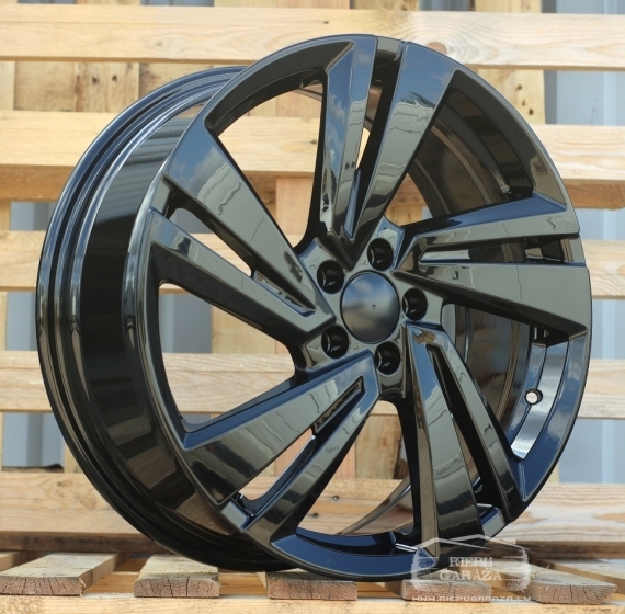 R18 x 7J 5x100