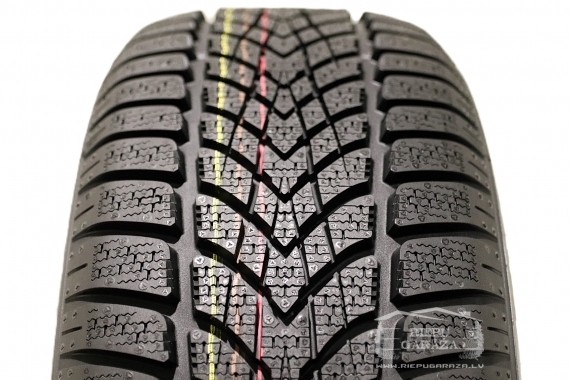 Dunlop SP Winter Sport 4D