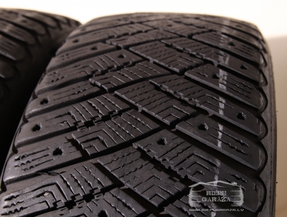 Goodyear UltraGrip Ice Artic