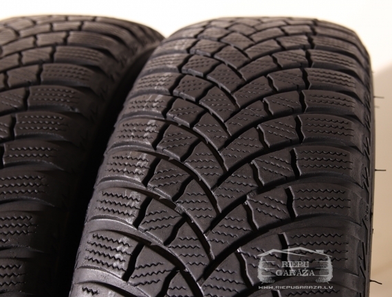 Bridgestone BLIZZAK LM001 EVO