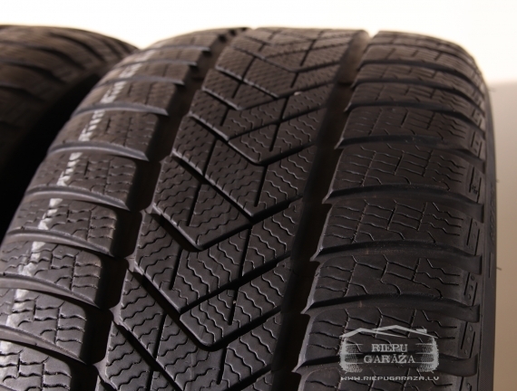 Pirelli SCORPION WINTER* RFT