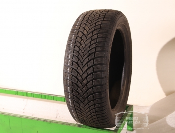 Bridgestone Blizzak LM005