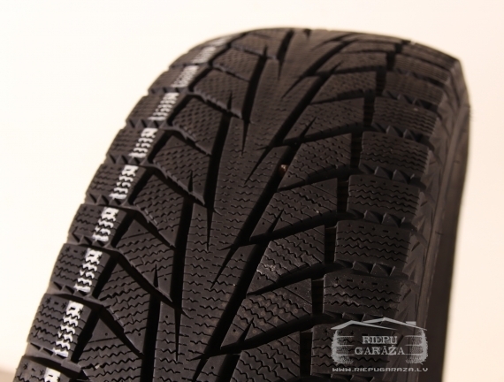 Hankook Winter I Cept iZ2 W616