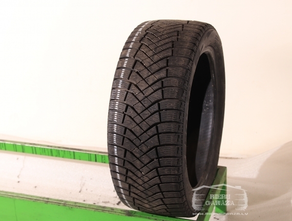 Pirelli Ice Zero FR