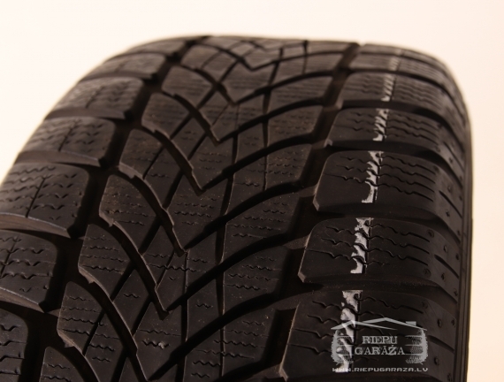 Dunlop SP Winter Sport 4D