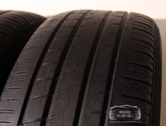 Pirelli P Zero Rosso