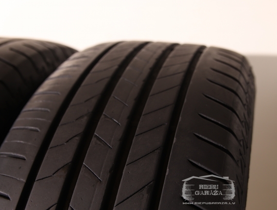 Bridgestone Alenza 001