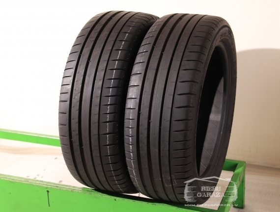 Michelin Pilot Sport 4