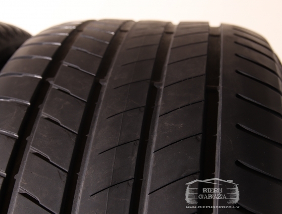 Bridgestone ALENZA 001 *