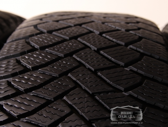 Maxxis PREMITRA ICE 5 SP5 SUV