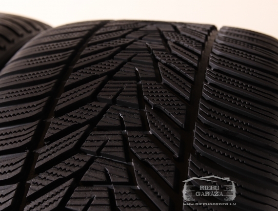 Hankook Winter I*Cept EVO3 W330