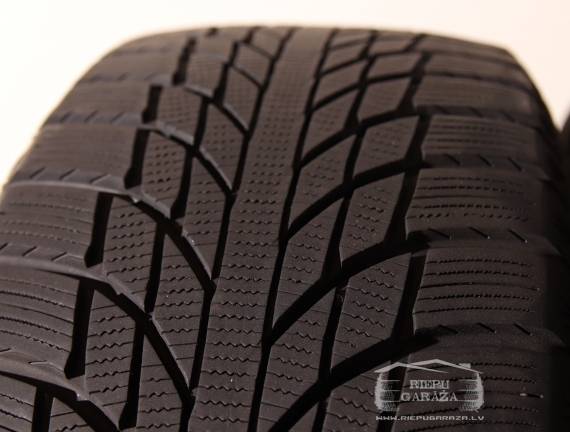 Kumho WinterCraft Ice WI51