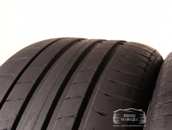 Pirelli P Zero PZ4