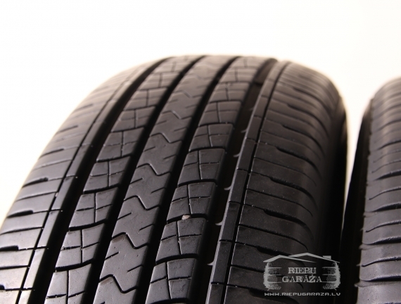 Kumho Solus KH16