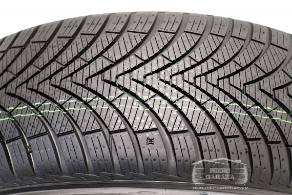 Kumho Solus 4S HA32