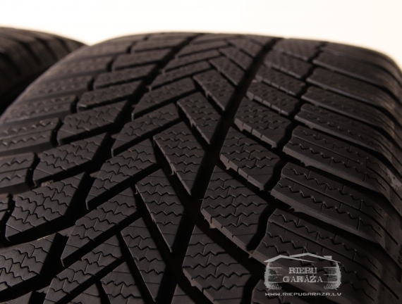 Bridgestone Blizzak LM005