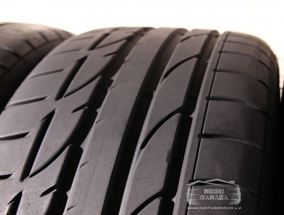 Bridgestone Potenza S001