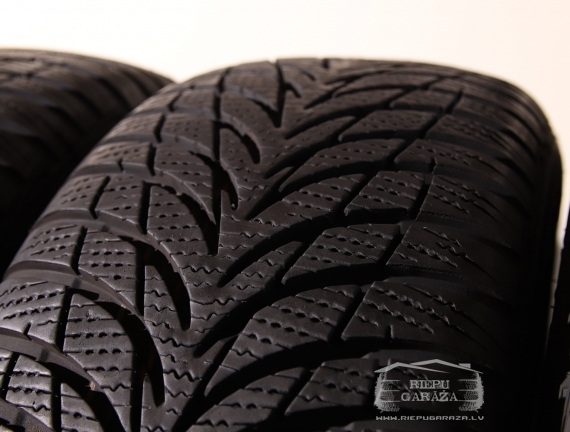 Goodyear UltraGrip 7+