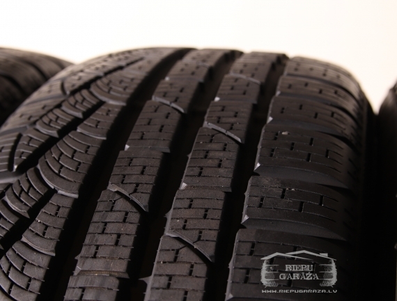 Pirelli SottoZero Winter 210 II