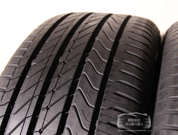 Continental UltraContact UC6