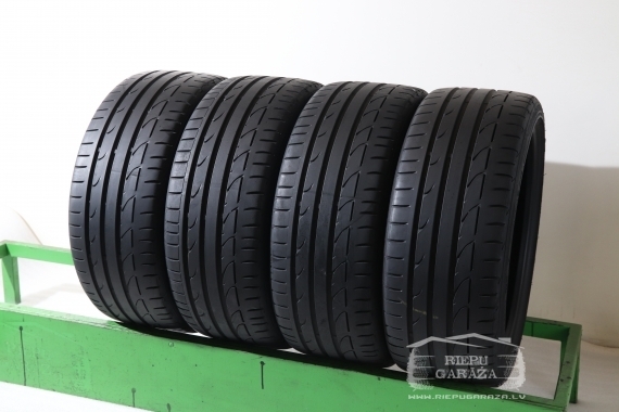 Bridgestone Potenza S001