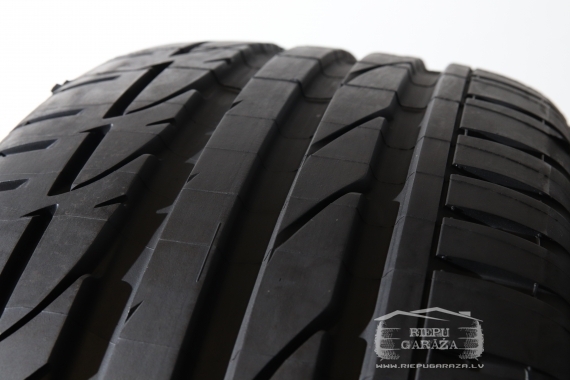 Bridgestone Potenza S001
