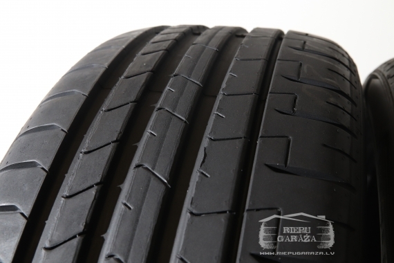 Pirelli P Zero PZ4