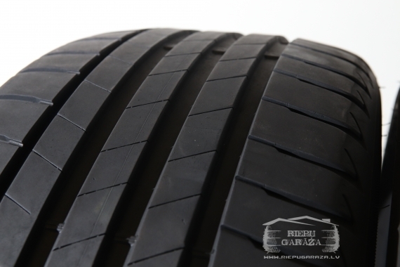 Bridgestone Turanza T005