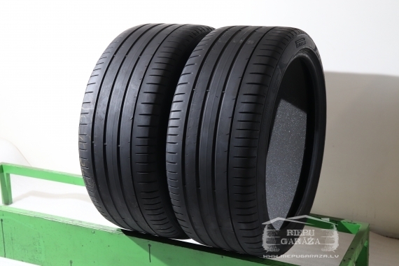 Pirelli P Zero PZ4