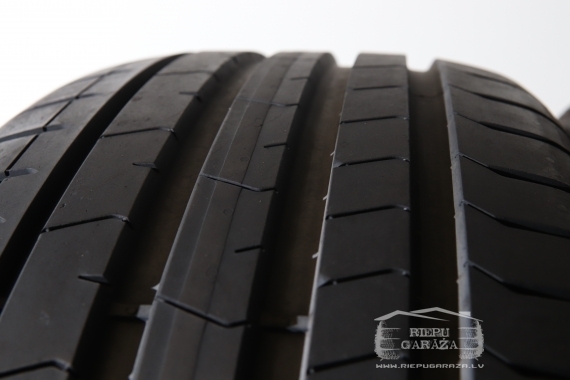 Pirelli P Zero PZ4