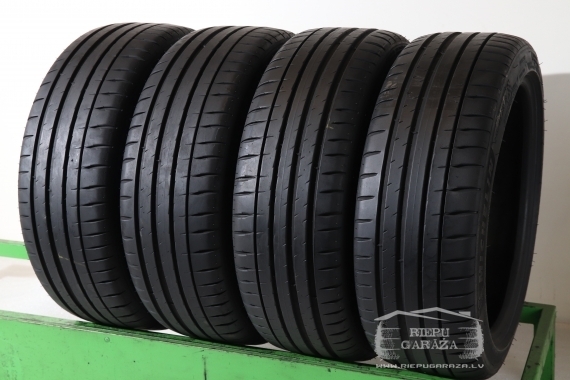 Michelin Pilot Sport 4