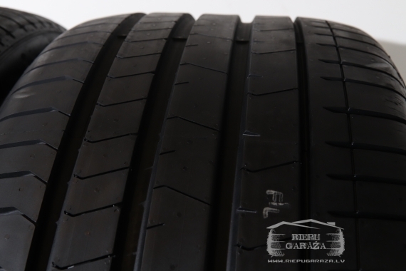 Pirelli P Zero PZ4