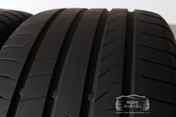 Bridgestone Alenza 001
