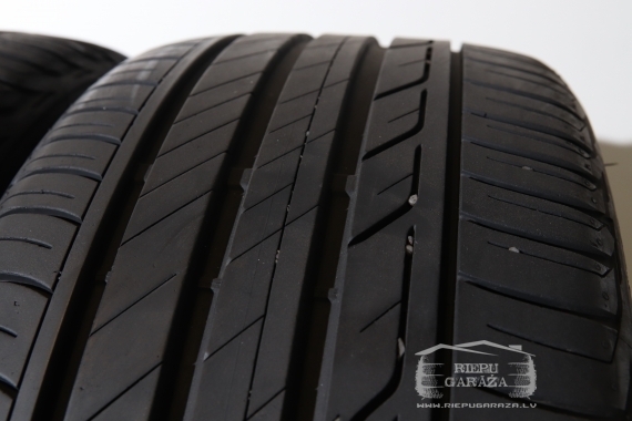 Bridgestone Turanza T001