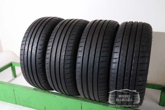 Michelin Pilot Sport 4