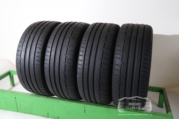 Dunlop Sport Maxx RT